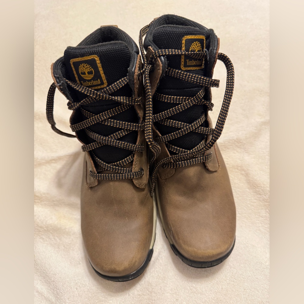 Boys Timberland Boots Size 6